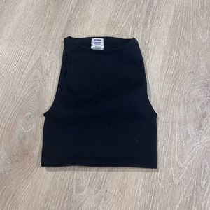 Black cropped tank top
